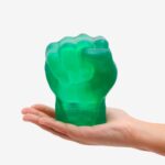 Juguete Dispensador de Premios Puño de Hulk (Marvel) Zee.Dog – Edición Limitada - Imagen 5